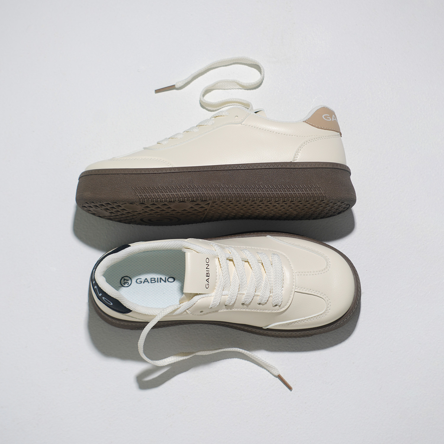 Sepatu Wanita Sneakers Olahraga Casual Arella - G1GA4002