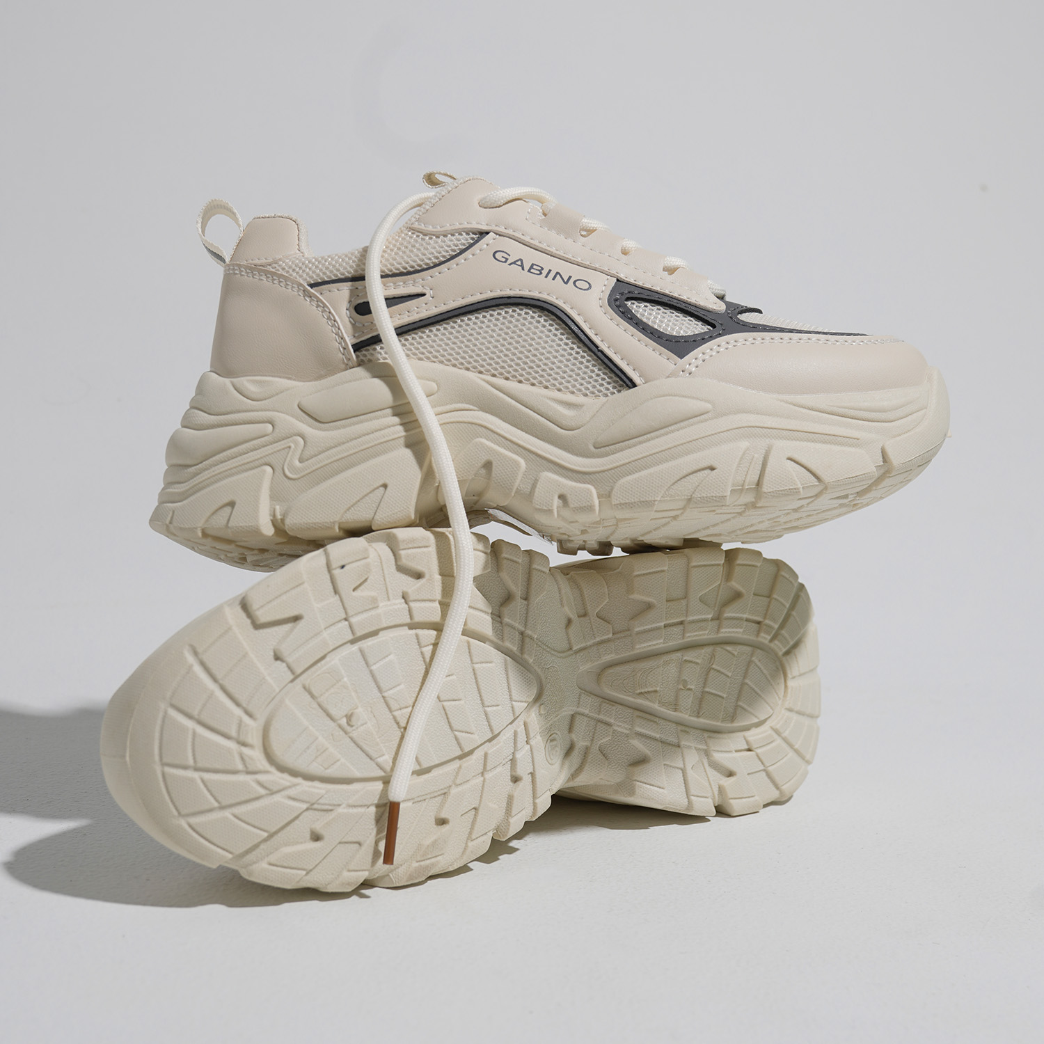 Sepatu Wanita Sneakers Olahraga Casual Niana - G1GA4005