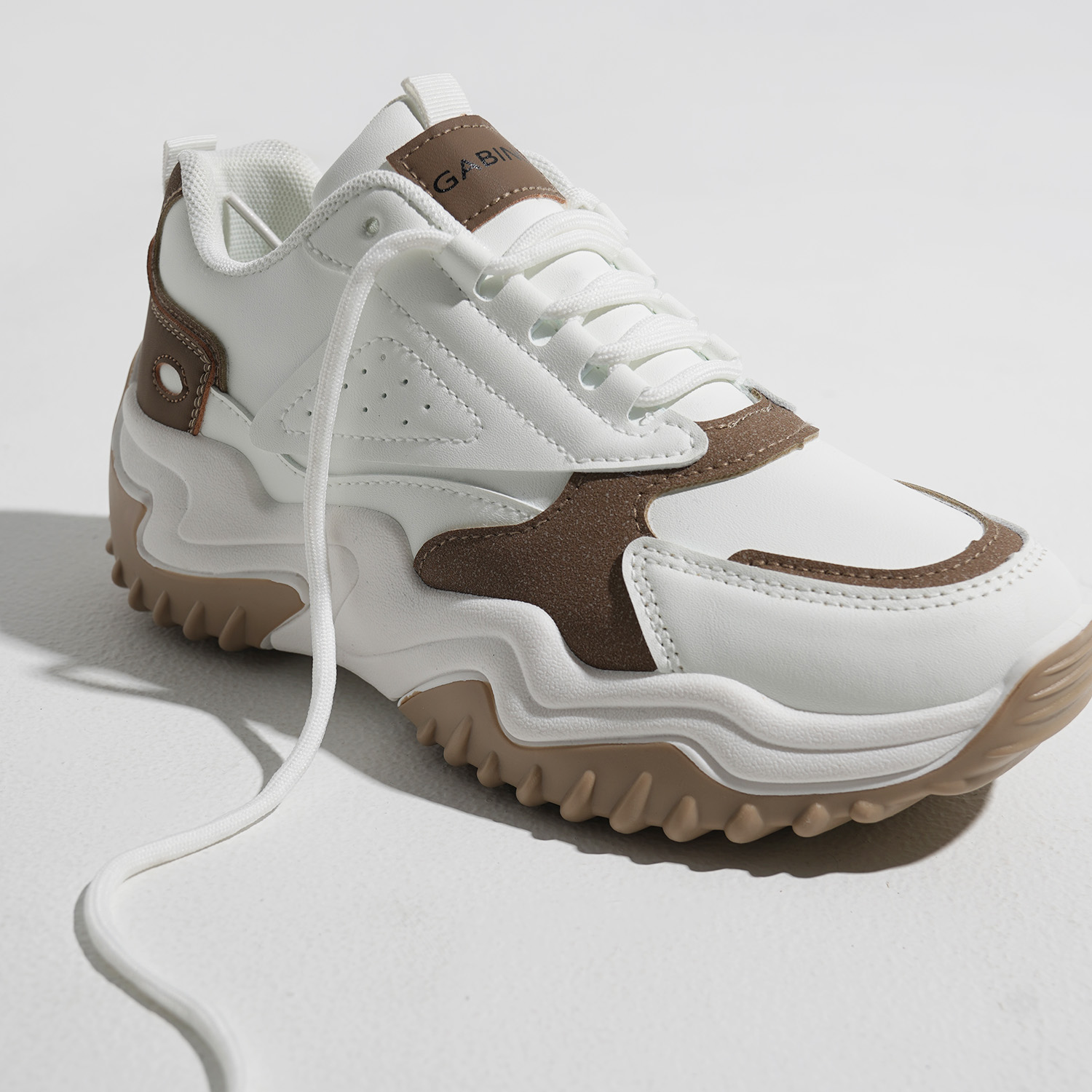 Sepatu Wanita Sneakers Olahraga Casual Anita - G1GA4006