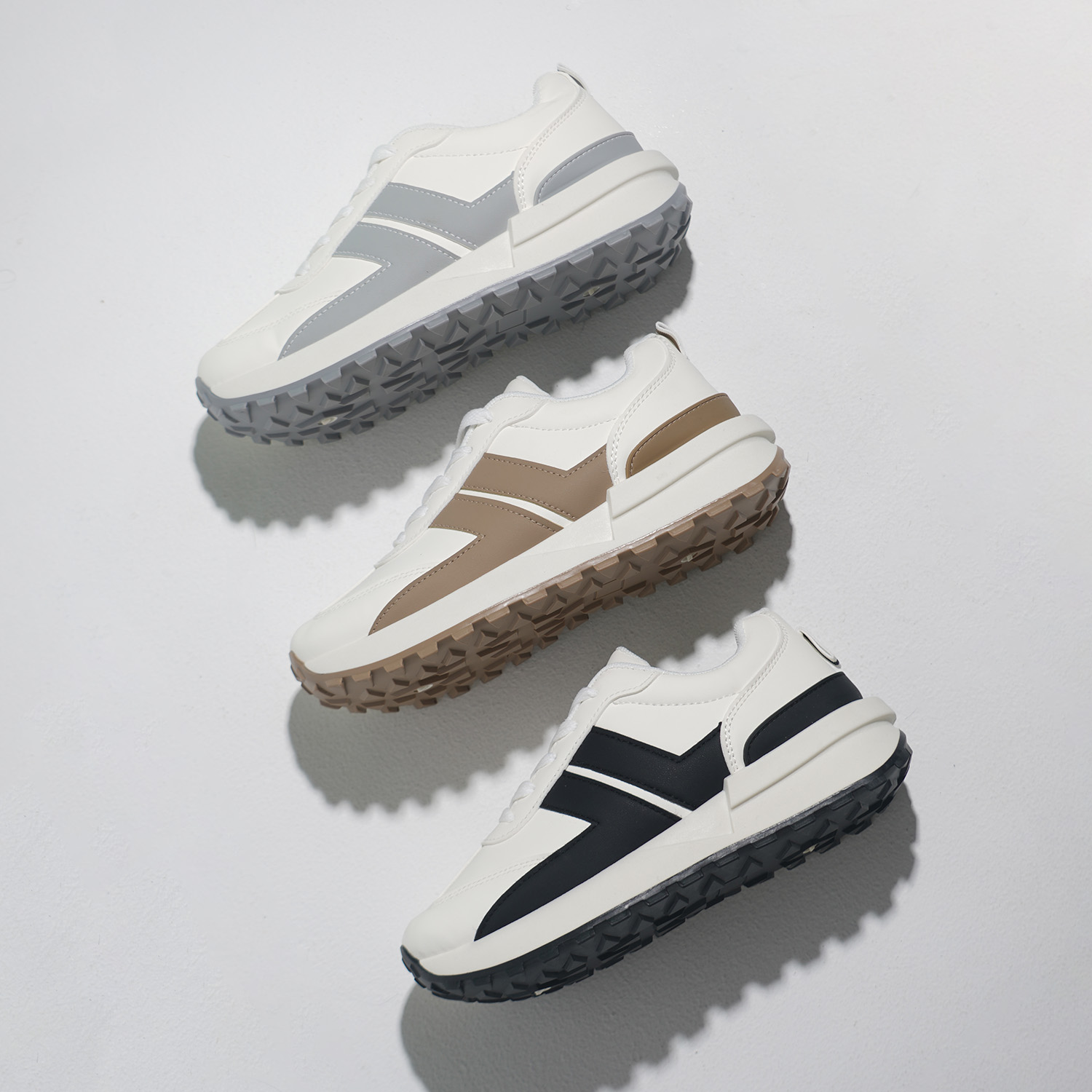 Sepatu Wanita Sneakers Olahraga Casual Luisa - G1GA4007