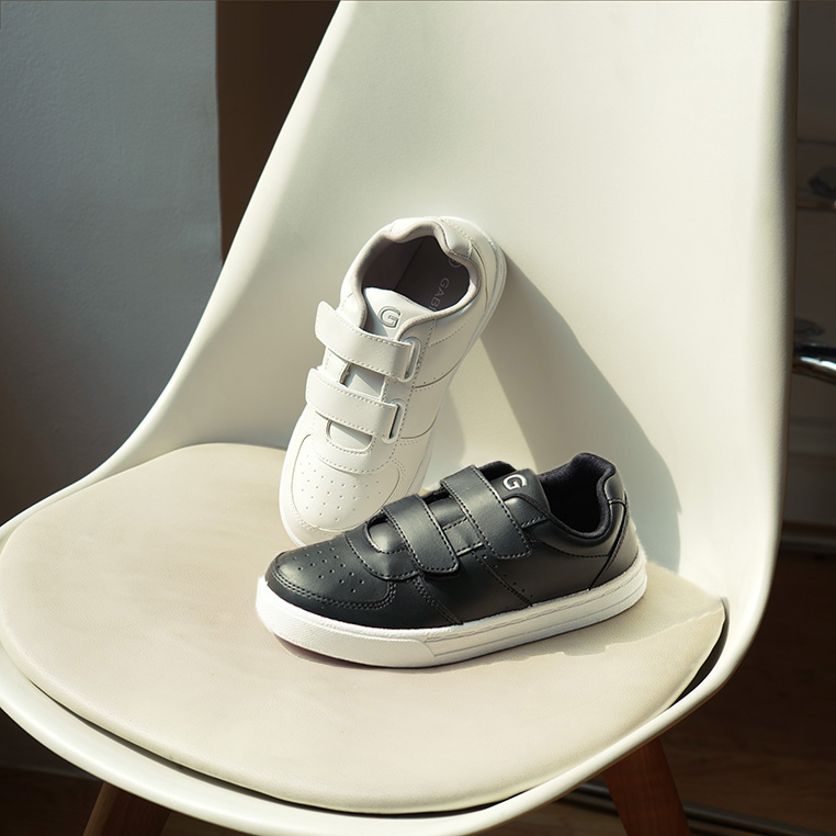 Sepatu Anak Unisex Sneakers Casual Abby - G3CB4001